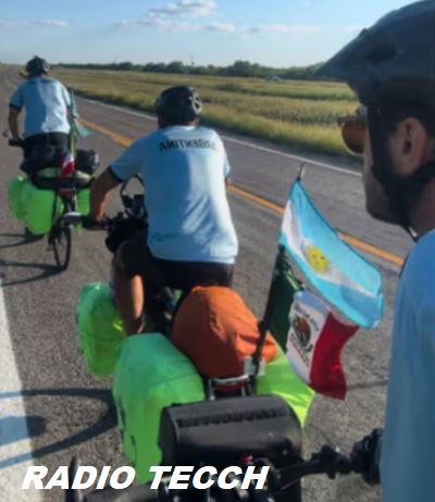 Tres entrerrianos viajan en bici al Mundial, cruzaron 17 países tras recorrer más de 9,600 millas