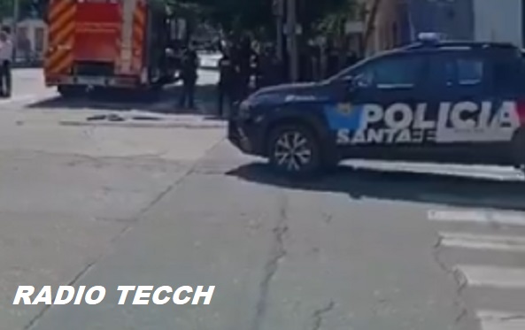 Un hombre quedó colgado de los cables y murió electrocutado